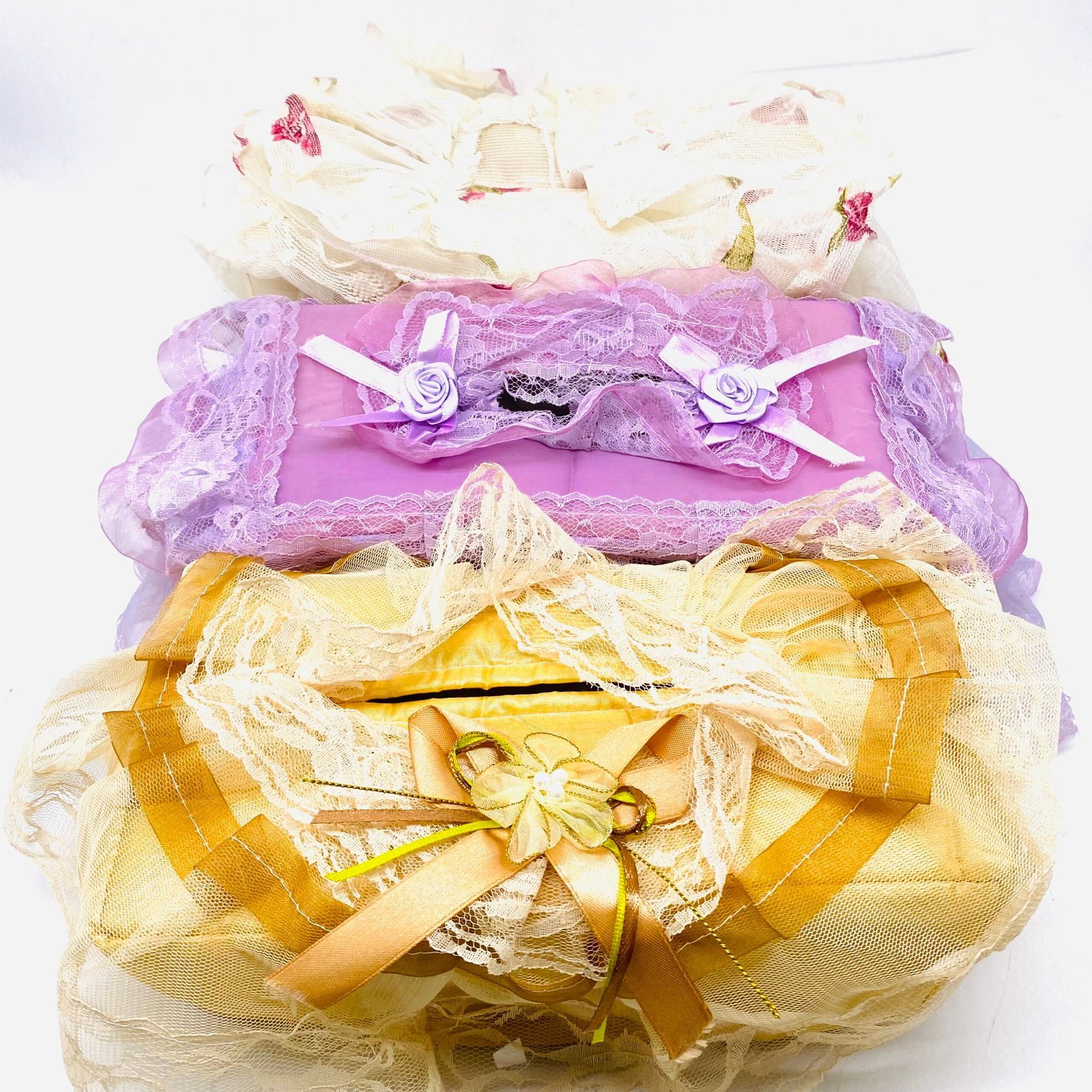 IMG_3382-scaled-1.jpg Tissue Cover with Lace - Image 1